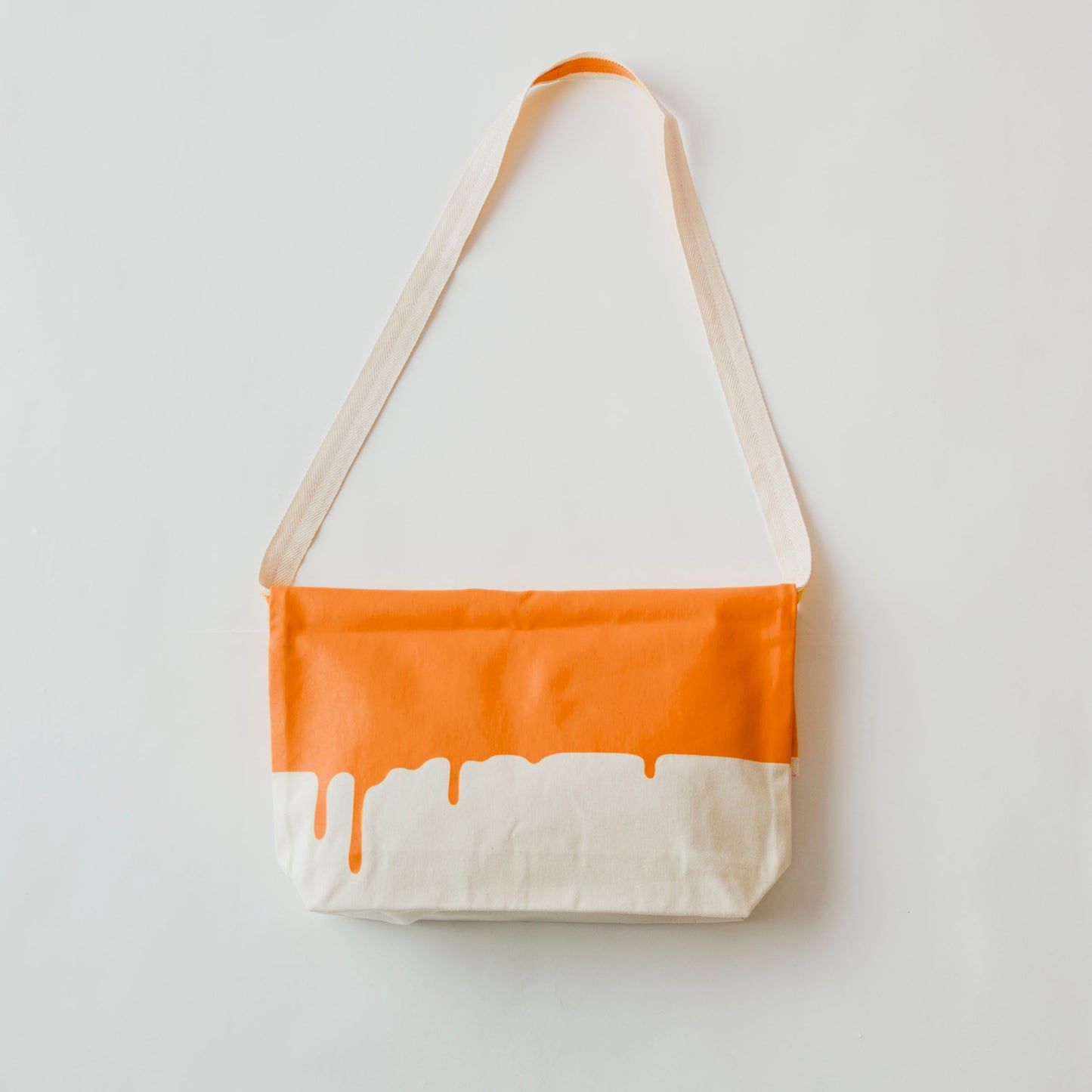 Drip Shoulder Bag